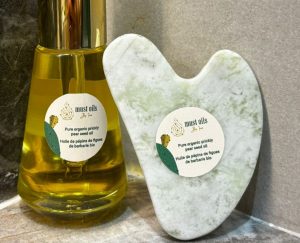 Free Gua Sha Stone Promotion