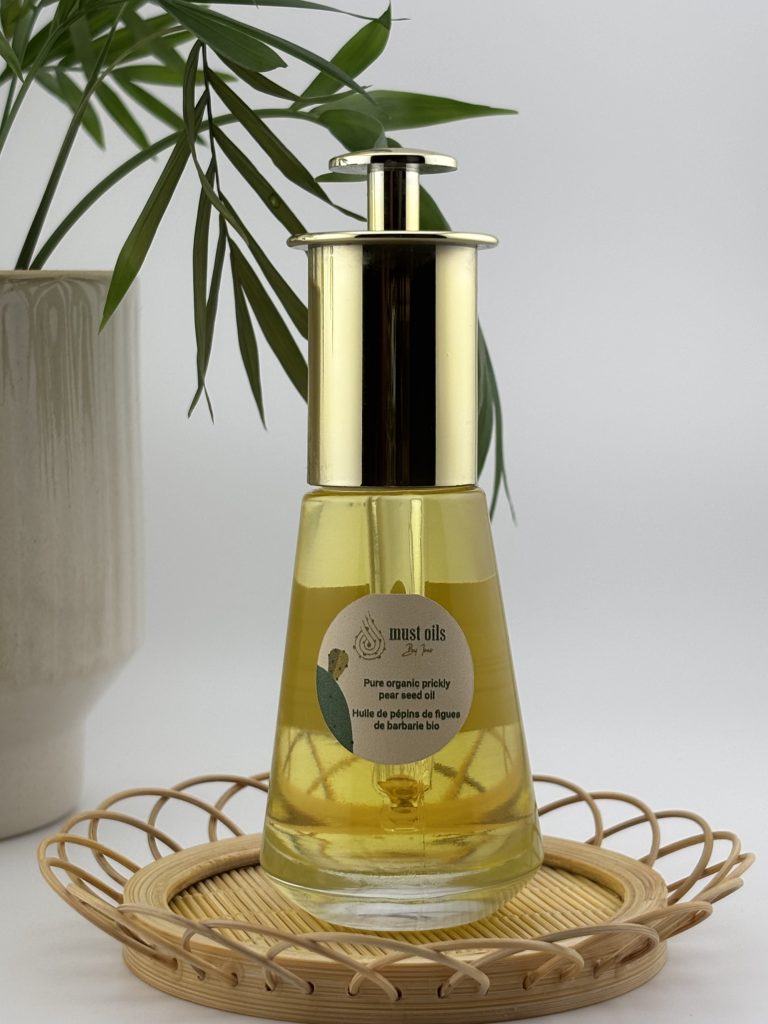 
Prickly pear seed oil
/ Huile de pépins de figue de barbarie